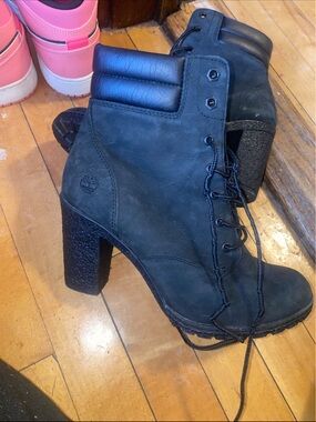 Timberland Black Nubuck Lace-Up Block Heel Boots